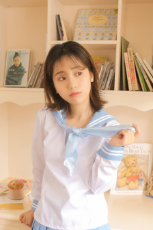 年轻漂亮的少妇